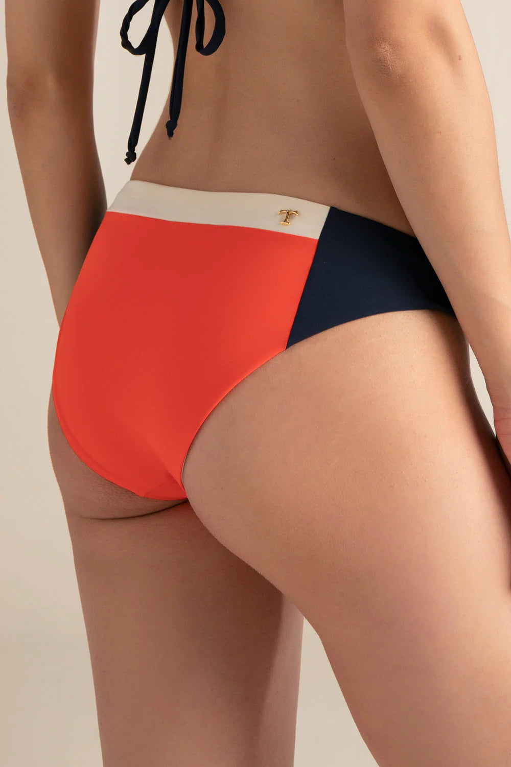 Wide bikini bottom